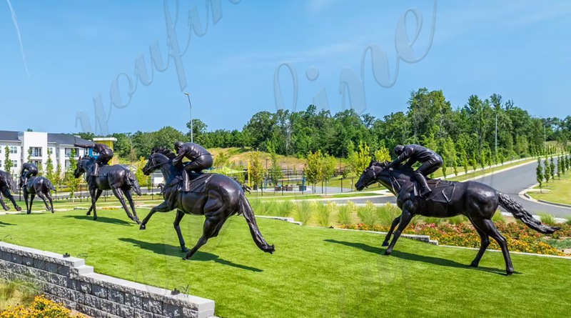 racing horse statue