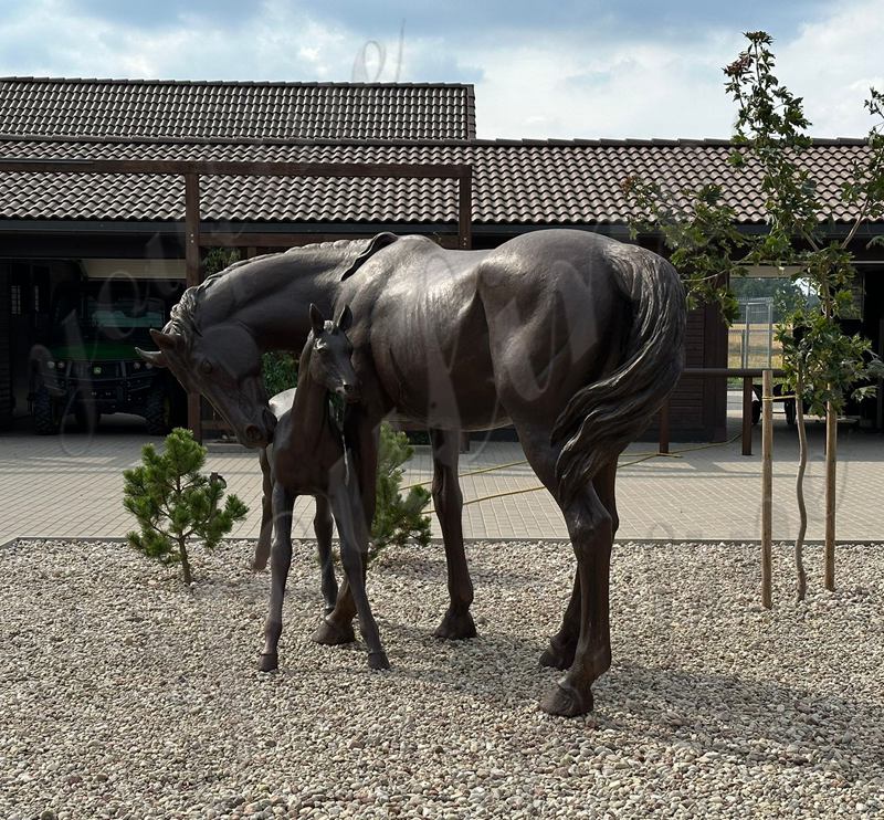 bronze Mare and foal statue