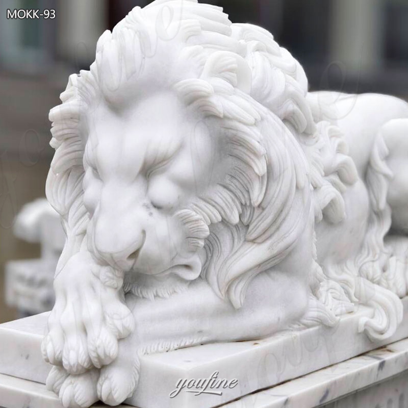 sleeping lion marble statue