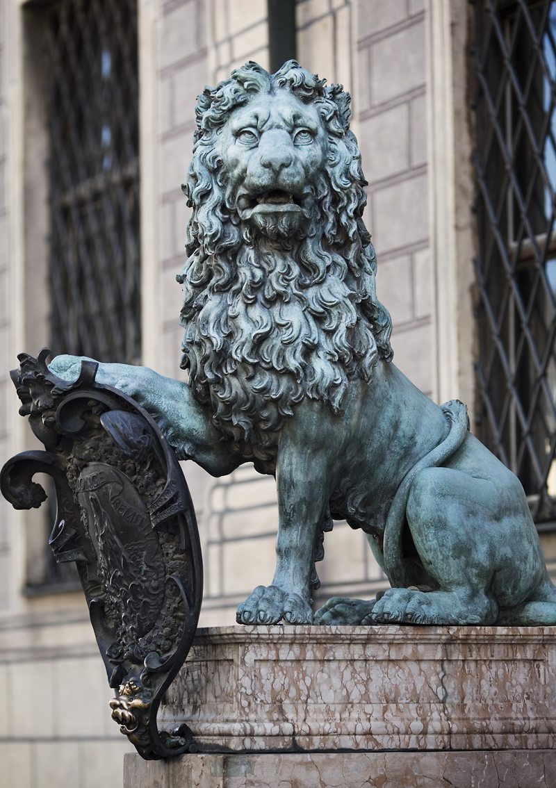 Bronze Lion Statue at Alte Residenz Palace