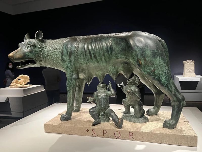 the-capitoline-wolf-at-the-tokyo-national-museum