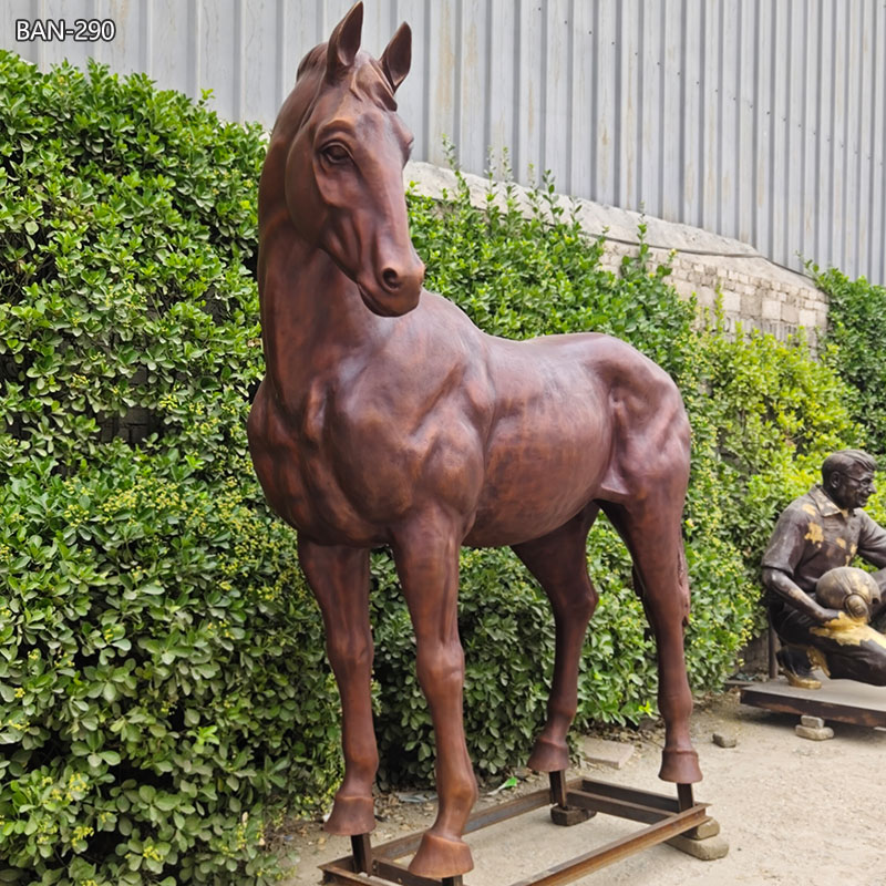 horse yard statues