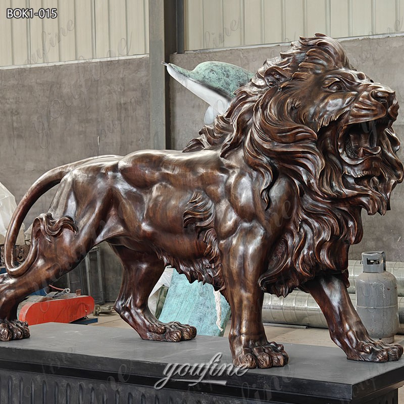 Outdoor Bronze Roaring Lion Sculpture with Base