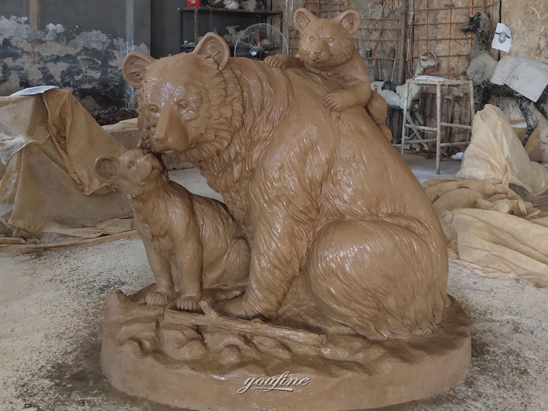 bronze family bear statue clay model (2)