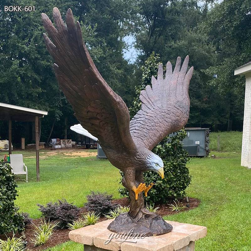 Bronze Bald Eagle Statue