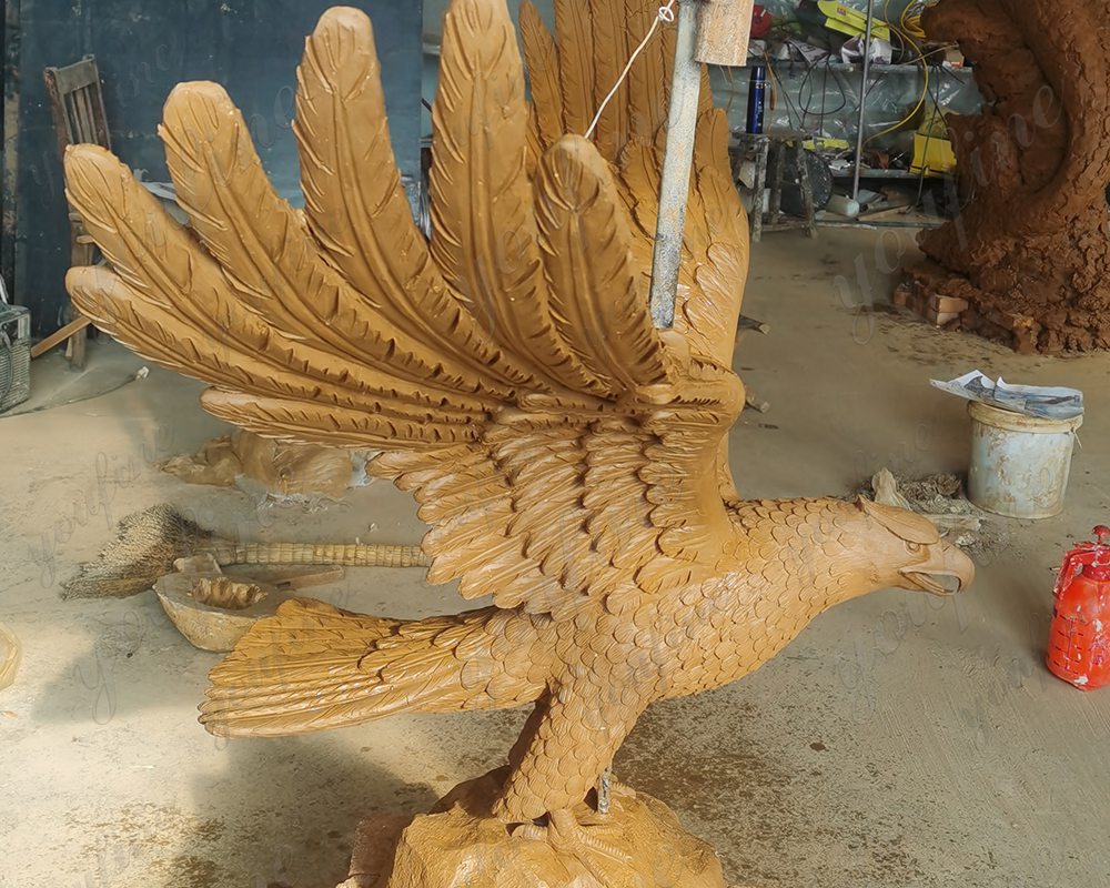 bronze eagle clay model (1)