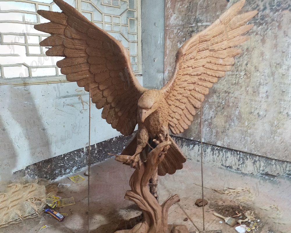 eagle statue clay model (4)