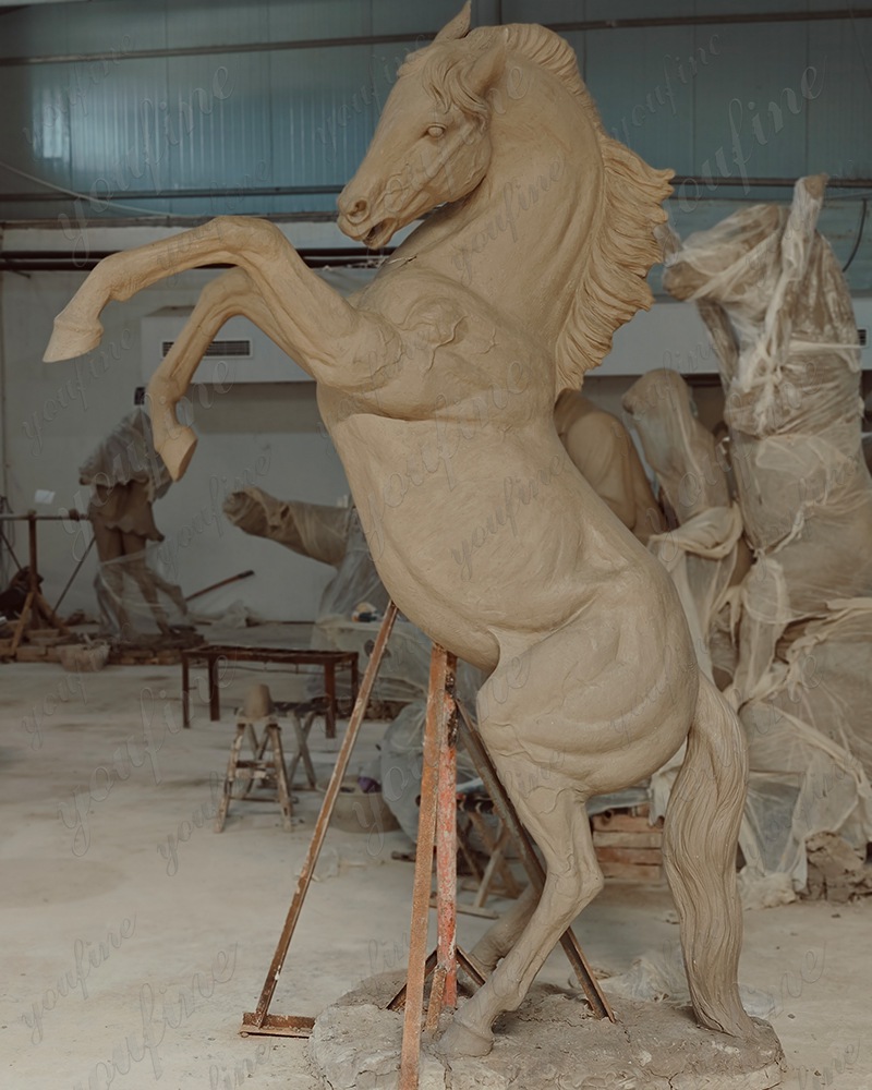 rearing horse statue clay model (1)