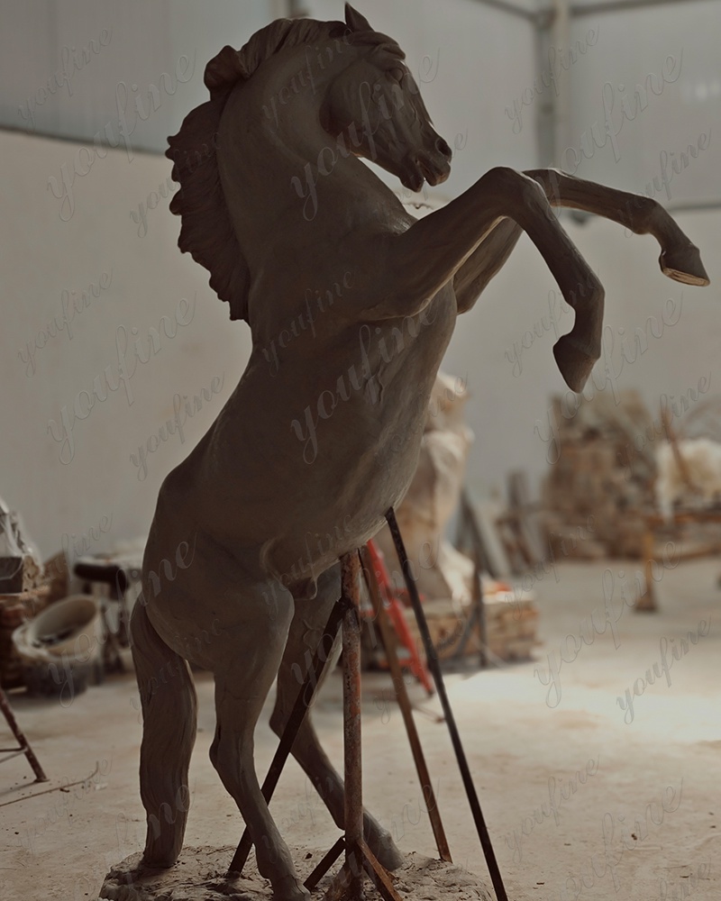 rearing horse statue clay model (2)