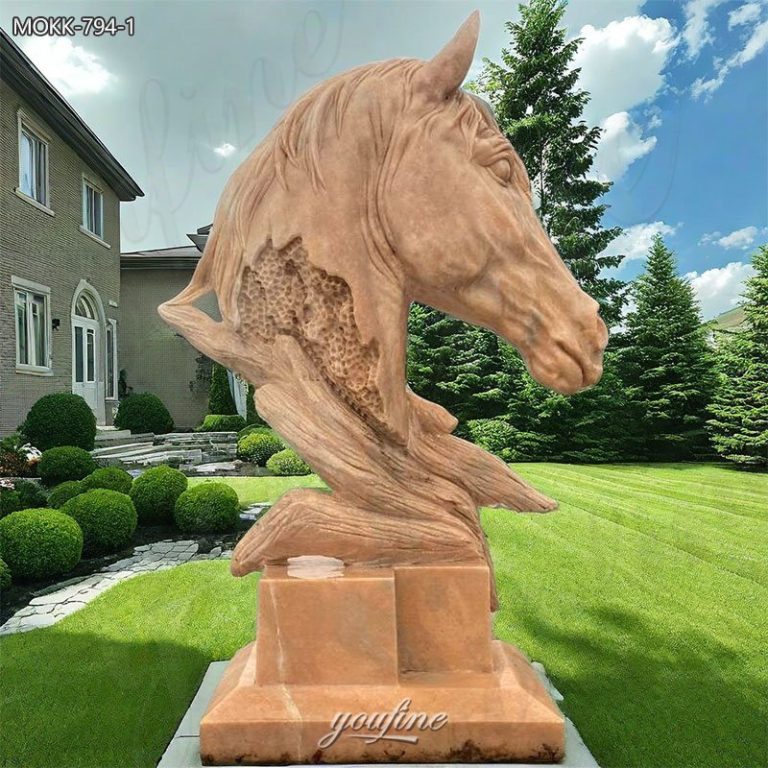 marble horse head