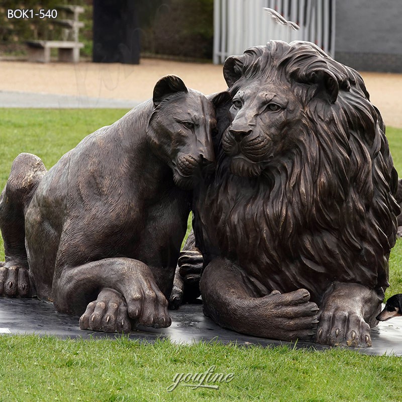 bronze lion lawn statues