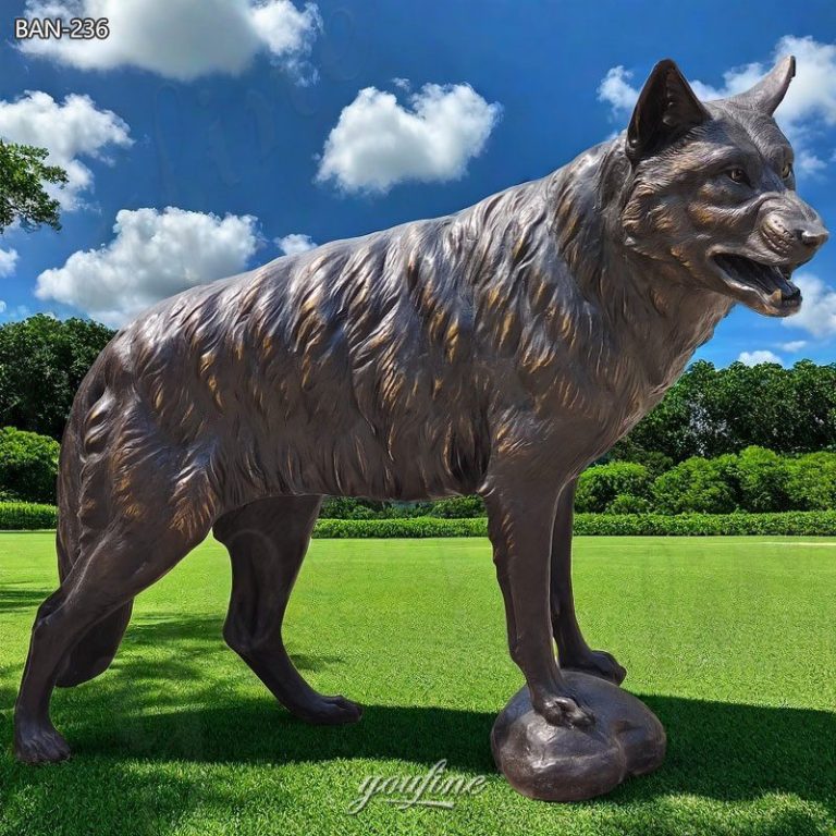 wolf garden statue