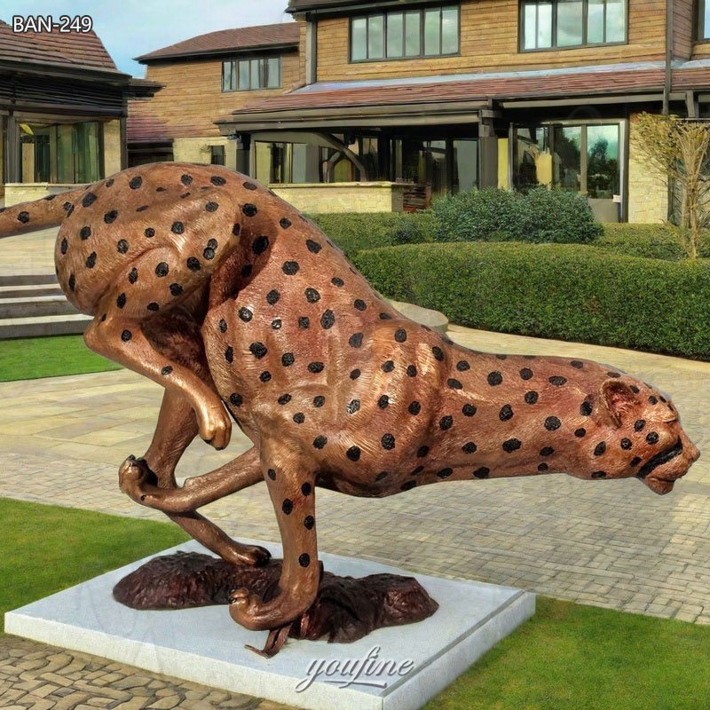 Running Brass Leopard Statue